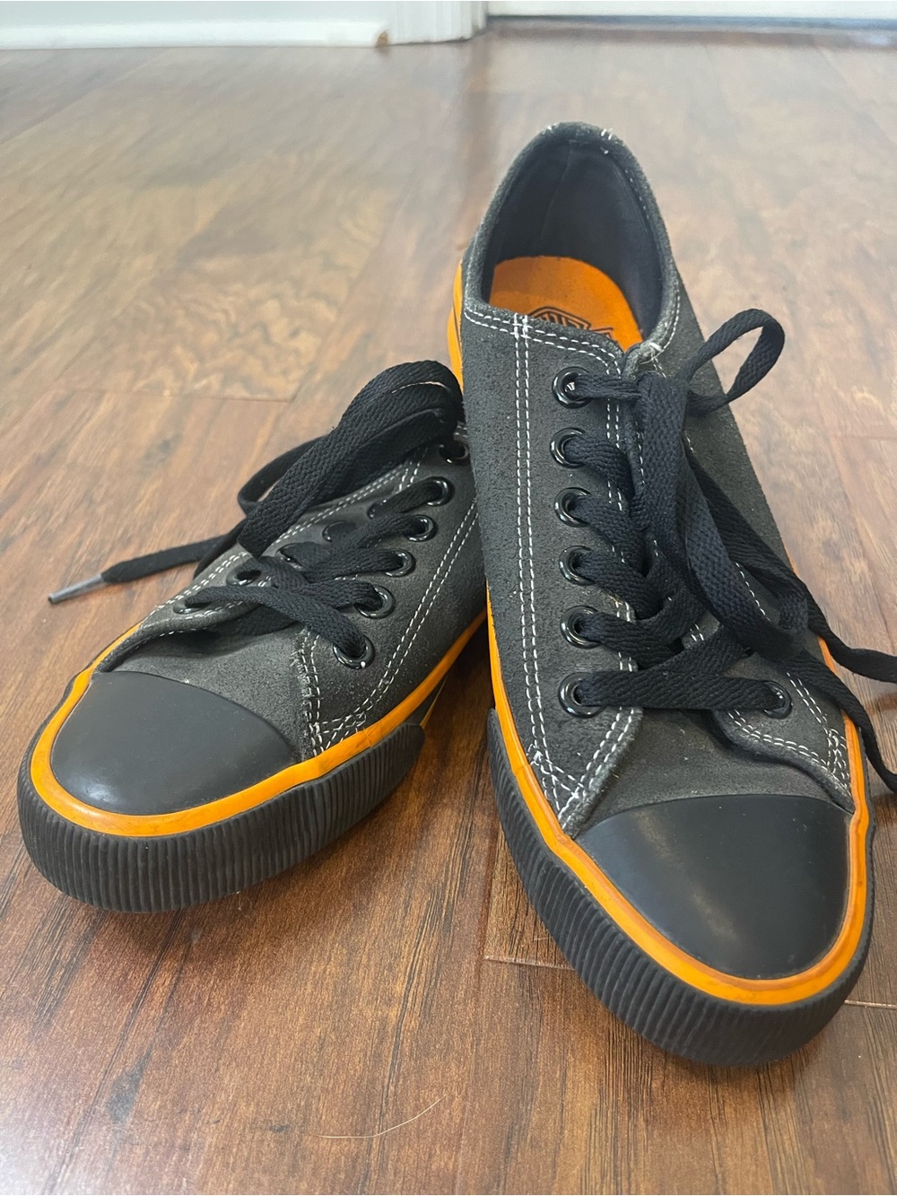 Harley-Davidson Womens Zia Low Top Sneakers Dark Canvas Orange Stripe Size 8